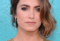 Nikki-reed-smokey-eye-makeup-for-amber-eyes-side